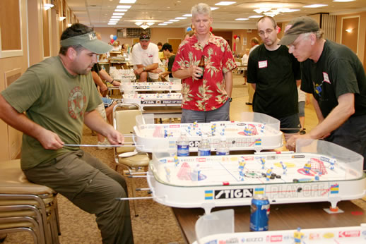 Kenny Dubois, Tom Warren